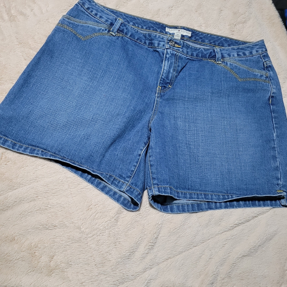 Tommy Hilfiger Woman Denim Jean Shorts Blue Size 20